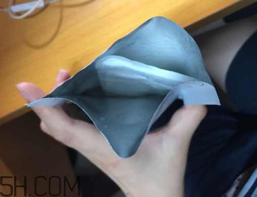 京潤(rùn)珍珠玻尿酸面膜怎么樣？多少錢(qián)？