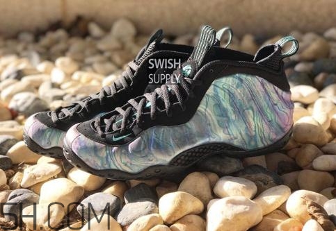 nike air foamposite one鮑魚噴實(shí)物什么樣？