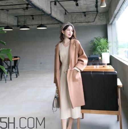 雙面羊絨大衣能熨燙嗎？雙面羊絨大衣怎么熨燙？