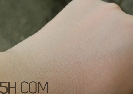 百雀羚bb霜孕婦能用嗎？百雀羚bb霜擠壓不出來(lái)怎么回事？