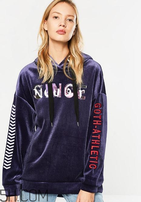 ca的衣服貴嗎？ca衣服什么價(jià)位？