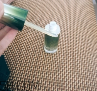 百雀羚肌初賦活系列怎么樣？百雀羚肌初賦活系列適合年齡