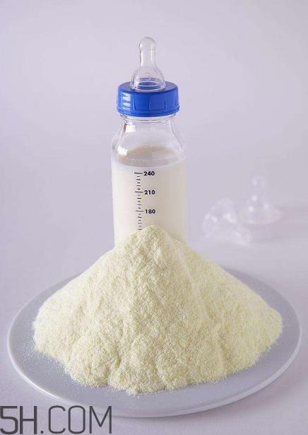 諾優(yōu)能和愛他美哪個(gè)好？愛他美好還是諾優(yōu)能好？