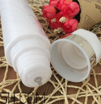 歐珀萊臻白多效角質(zhì)調(diào)理肌底液怎么樣？好用嗎？