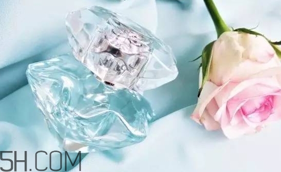 萬寶龍lady emblem香水好聞嗎？萬寶龍lady emblem藍(lán)鉆香水價(jià)格