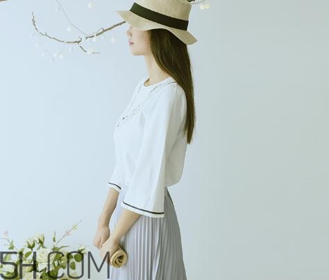 百武西是哪里的牌子？百武西的衣服怎么樣？