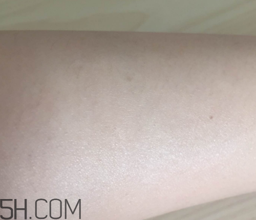 初之印修容氣墊CC霜怎么樣？多少錢？