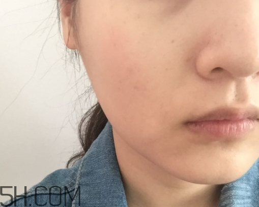 初之印修容氣墊CC霜怎么樣？多少錢？