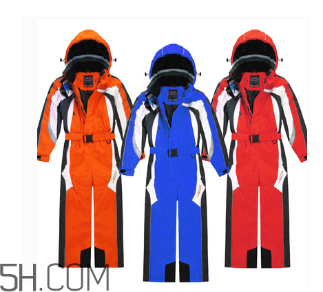滑雪服什么牌子好？滑雪服和沖鋒衣哪個好？