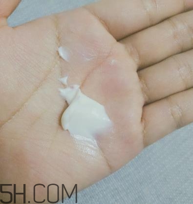 深海四十噚面霜哪里買？深海四十噚面霜含激素嗎？