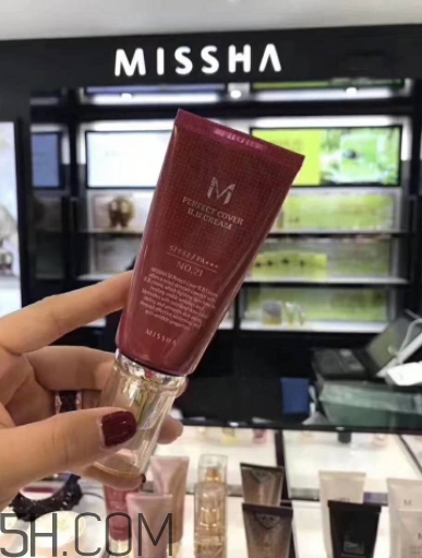 卡姿蘭和謎尚哪個好？卡姿蘭和謎尚對比