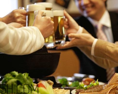 喝酒會(huì)影響記憶力嗎？喝酒會(huì)影響大腦嗎？