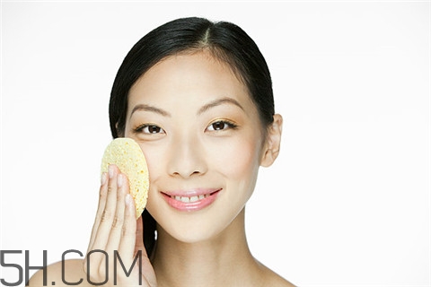 隆胸后多久變得柔軟？隆胸后多久可以側(cè)睡？