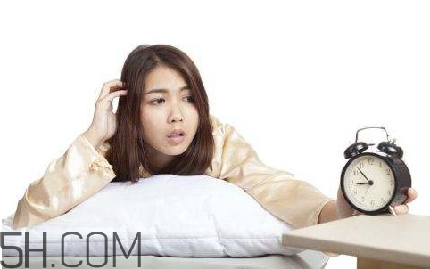睡眠不足會(huì)有什么影響？長(zhǎng)期睡眠不足是指多少時(shí)間以上