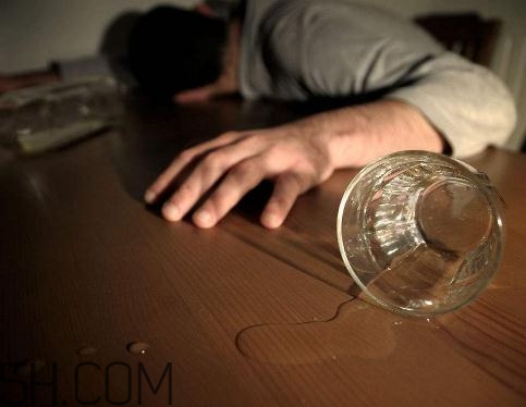 酒精肝可以性生活嗎？酒精肝影響性功能嗎？