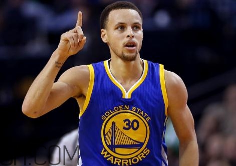 under armour curry 4 low勇士隊(duì)藍(lán)金配色會(huì)發(fā)售嗎？
