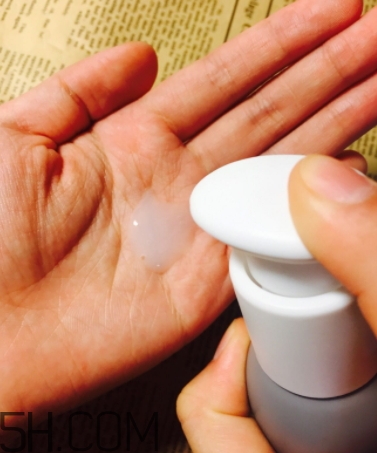 二爺新漢方氨基酸洗面奶怎么用？二爺洗面奶使用心得