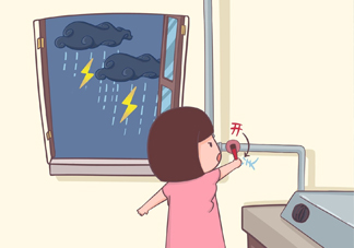觸電是電流還是電壓？為何冬季手摸金屬會有觸電的感覺