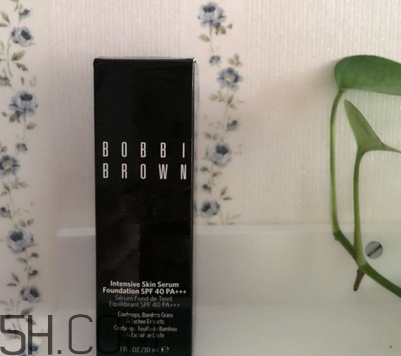 芭比波朗重蟲(chóng)草粉底液色號(hào) bobbi brown蟲(chóng)草粉底液評(píng)測(cè)