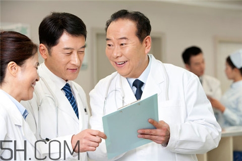 冠心病要注意什么？冠心病要怎么治療？