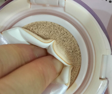 卡姿蘭氣墊cc和瑪麗黛佳哪個好？對比