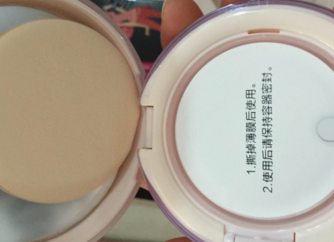 卡姿蘭氣墊cc和瑪麗黛佳哪個好？對比