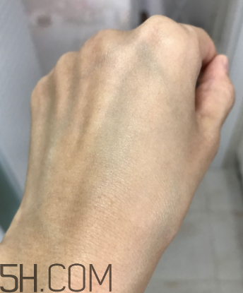 絲塔芙保濕潤膚乳嬰兒能用嗎？絲塔芙潤膚乳怎么樣？