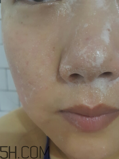 絲塔芙泡沫潔面乳怎么用？泡沫潔面乳用法