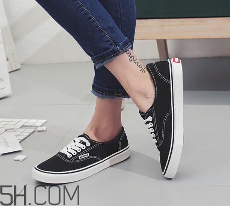 穿帆布鞋可以跑步嗎？穿帆布鞋跑步好嗎？