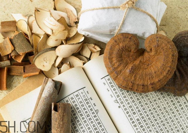 中藥什么時(shí)候喝最好？中藥不能和什么一起吃