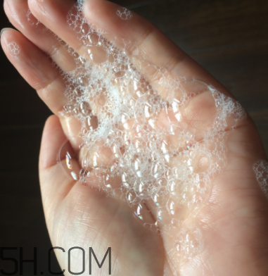 小蜜蜂寶寶洗發(fā)露怎么樣？小蜜蜂寶寶洗發(fā)露好用嗎？