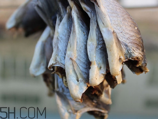 咸魚(yú)有營(yíng)養(yǎng)嗎？咸魚(yú)怎么腌制家常做法