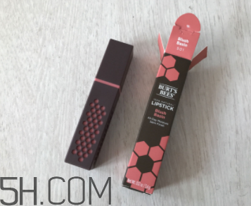 小蜜蜂口紅好用嗎？小蜜蜂口紅試色
