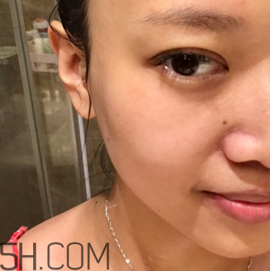小蜜蜂水洗面膜敷多長(zhǎng)時(shí)間？小蜜蜂水洗面膜用法