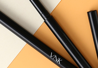 vnk眼線膠筆怎么用？vnk眼線筆使用方法