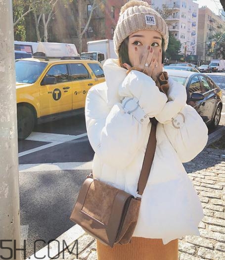 棉服上的油怎么洗掉？棉服跑棉怎么辦？
