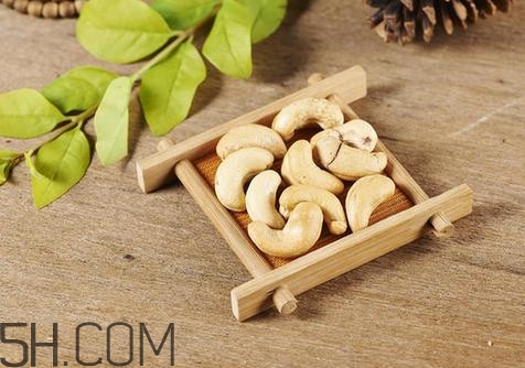 腰果是發(fā)物嗎？腰果有補腎的功效嗎