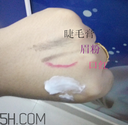 一葉子酪梨潔面乳怎么樣？一葉子酪梨潔面乳好用嗎？