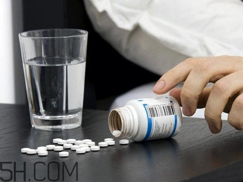 安定片吃一片能睡多久？安定片和安眠藥的區(qū)別