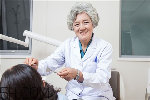 骨折是什么感覺？骨折是輕傷還是重傷？