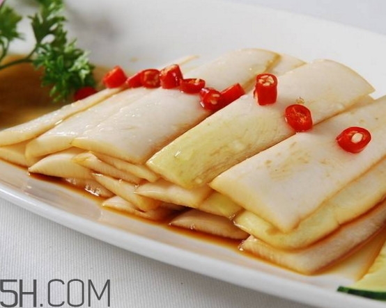 蘿卜皮和蘿卜肉哪個(gè)比較有營(yíng)養(yǎng)？醬泡蘿卜皮要加白糖嗎