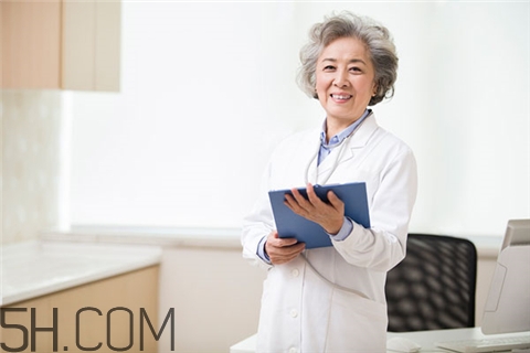 骨折多久可以走路？骨折多長時間可以下床活動？