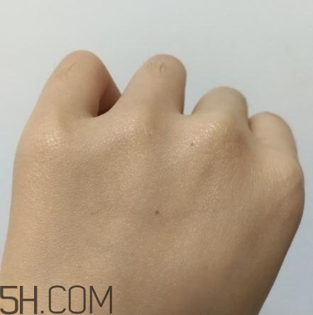 凱伊秀燕窩精華液好用嗎？凱伊秀燕窩精華液評(píng)測