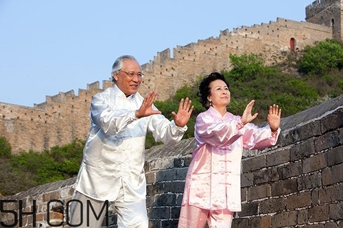 冬季老年人如何養(yǎng)生？老年人養(yǎng)生的注意事項(xiàng)是什么？