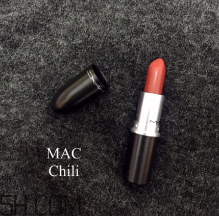 mac小辣椒干不干？mac小辣椒是滋潤還是啞光