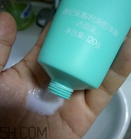 春紀(jì)洗面奶好用嗎？春紀(jì)潔面乳評測