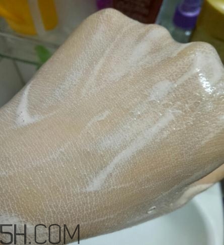 春紀(jì)洗面奶好用嗎？春紀(jì)潔面乳評測