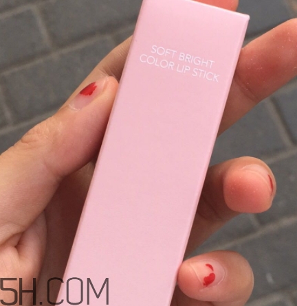 inmoo逸茉化妝品好用嗎？逸茉口紅使用心得