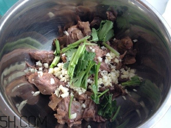 豬護(hù)心肉是什么肉？豬護(hù)心肉的做法有哪些？