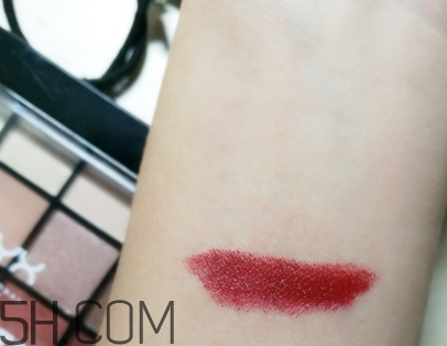 mac dubonnet多少錢？mac dubonnet牛血色口紅專柜價(jià)